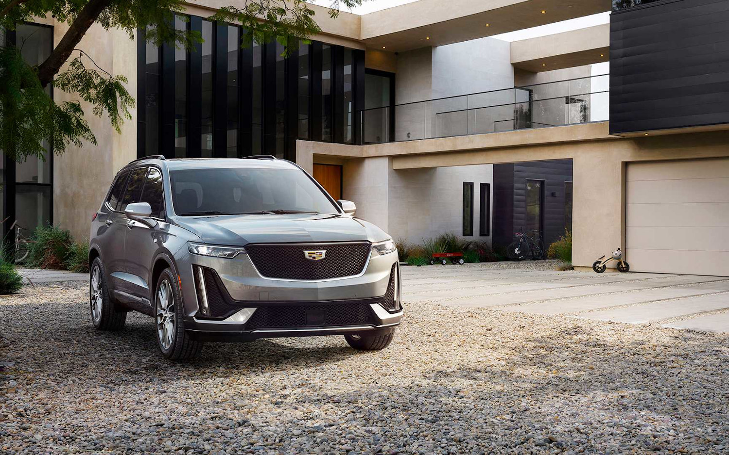 Comparison Buick Enclave Avenir 2021 vs Cadillac XT6 Sport 2021 SUV Drive